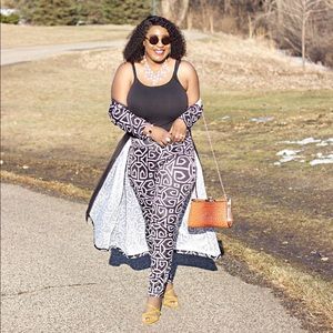 Beautiful black and white pants set. L - XL